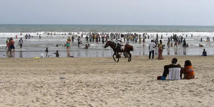 Eid-Ul Adha holidaymakers storm beaches