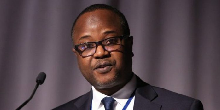 Dr Maxwell Opoku-Afari