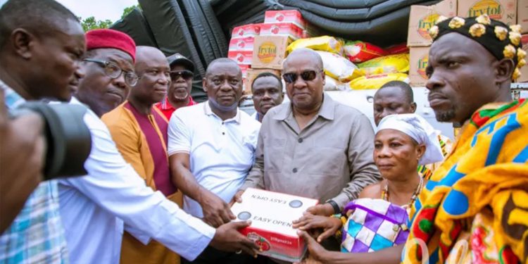 John Mahama donates relief items to Appiatse community