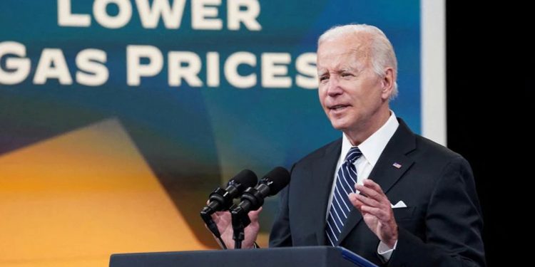 U.S. President Joe Biden calls for a federal gas tax holiday as he speaks about gas prices during remarks in the Eisenhower Executive Office Building's South Court Auditorium at the White House in Washington, U.S., June 22, 2022. REUTERS/Kevin Lamarque